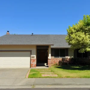 Stucco Brick House With Garage Sq